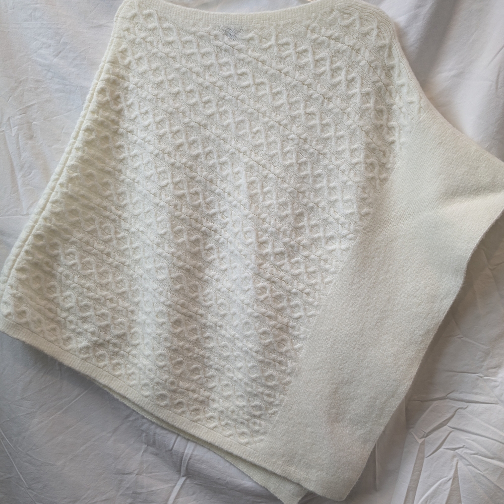 Elegant Cream Women's Sweater